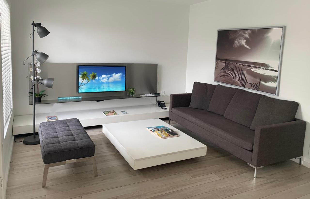 Beach Haus Key Biscayne Contemporary Apartments Exterior photo