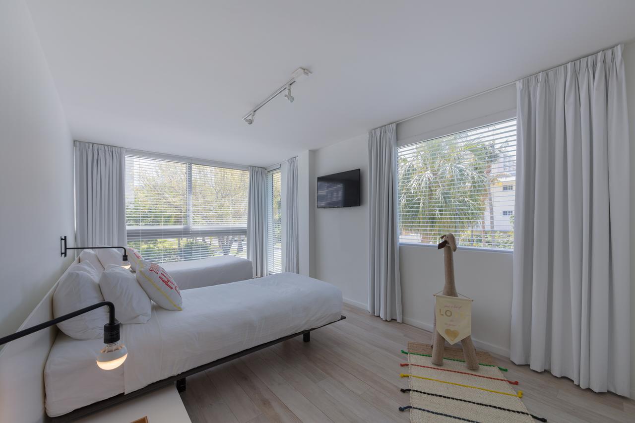 Beach Haus Key Biscayne Contemporary Apartments Exterior photo