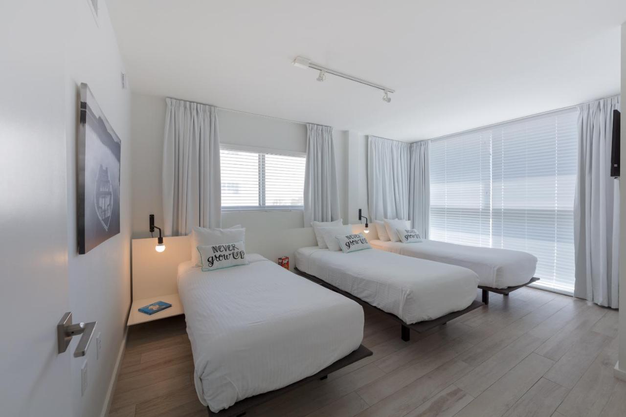 Beach Haus Key Biscayne Contemporary Apartments Exterior photo